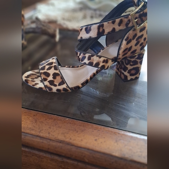 Tory Burch Pony Hair Leopard Strappy Sandals Sz 10M 3in heel Summer Animal Prnt - Picture 4 of 11